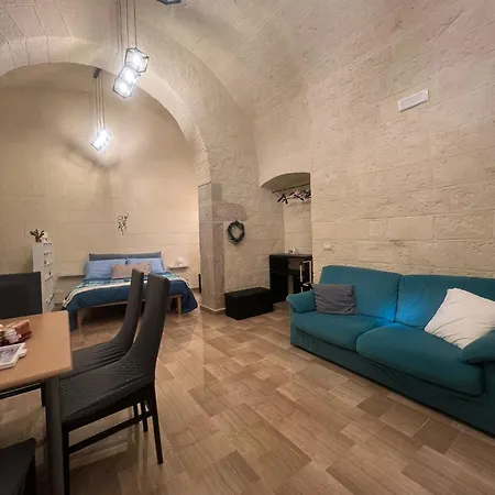 Apartment Dimora Pietra E Mare Trani